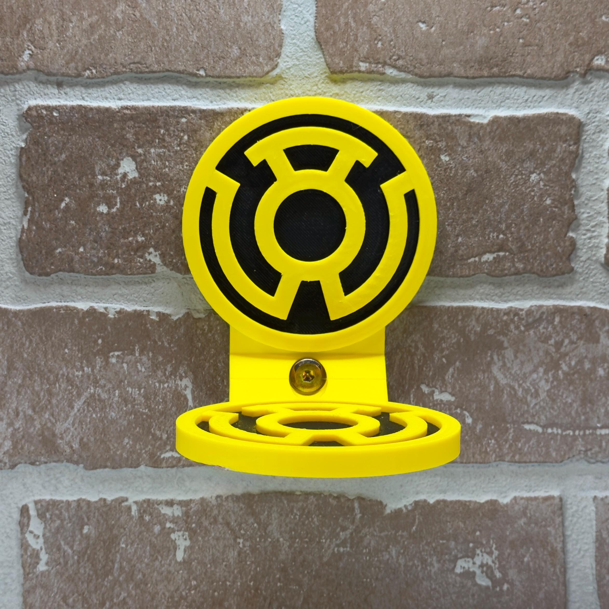 Sinestro Corps-Inspired Floating Display Shelf for Action Figures - product photo 1