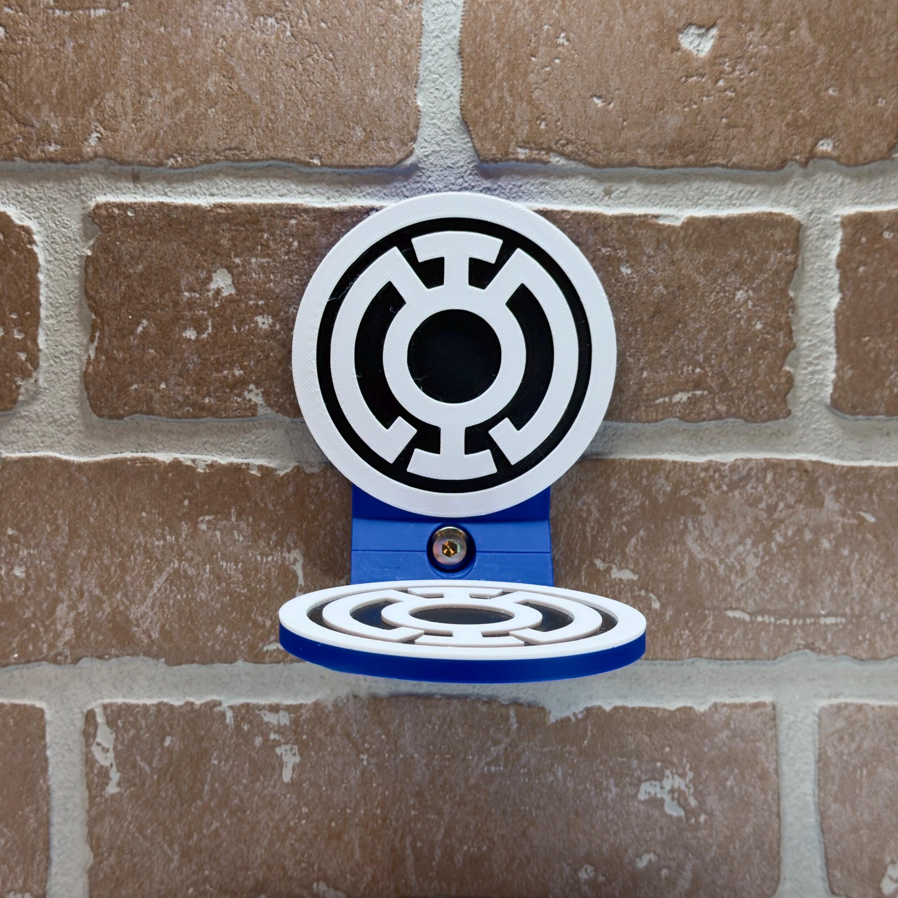 Blue Lantern-Inspired Floating Display Shelf for Action Figures - product photo 1